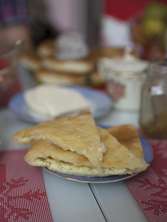 Guesthouse Medea On Pushkini 4 Κουτάισι Εξωτερικό φωτογραφία