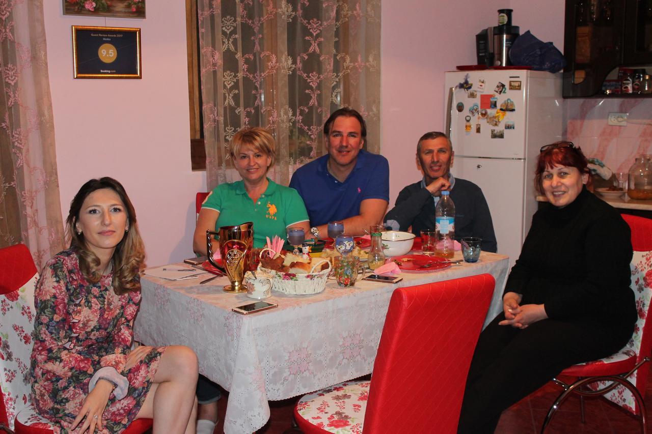Guesthouse Medea On Pushkini 4 Κουτάισι Εξωτερικό φωτογραφία