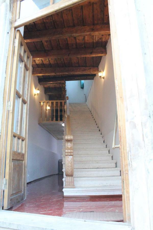 Guesthouse Medea On Pushkini 4 Κουτάισι Εξωτερικό φωτογραφία
